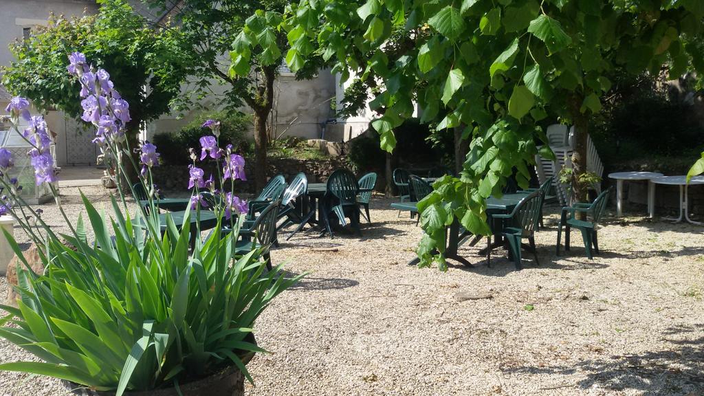Auberge Le Rabelais Malay-le-Petit Bagian luar foto