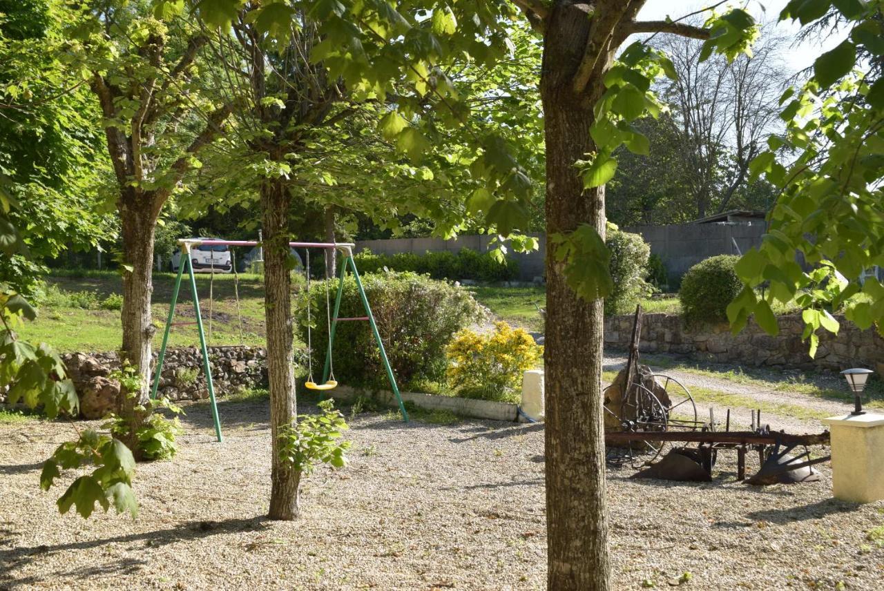 Auberge Le Rabelais Malay-le-Petit Bagian luar foto