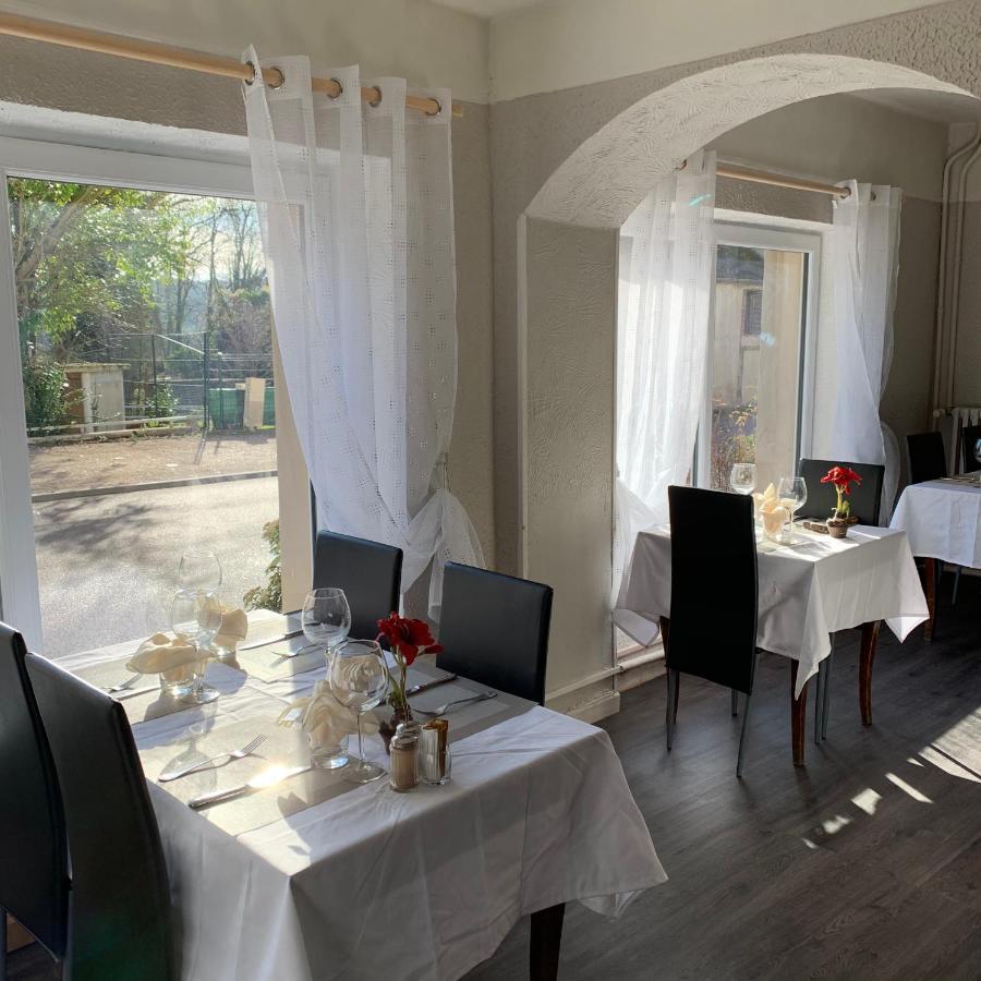 Auberge Le Rabelais Malay-le-Petit Bagian luar foto